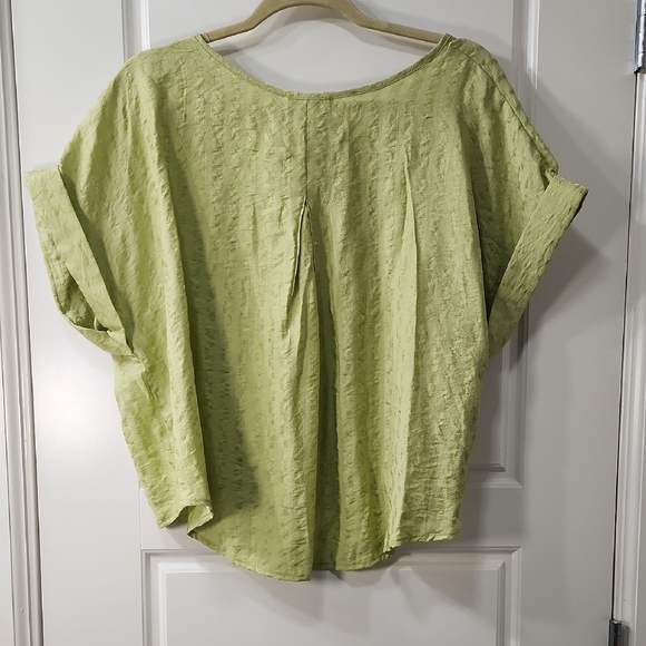 NWT Entro Pear Chartreuse Textured Cropped Blouse Large - Picture 7 of 10
